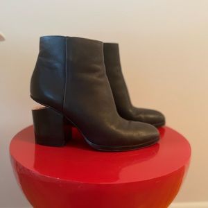 Alexander Wang Gabi Boot - Rose Gold size 38